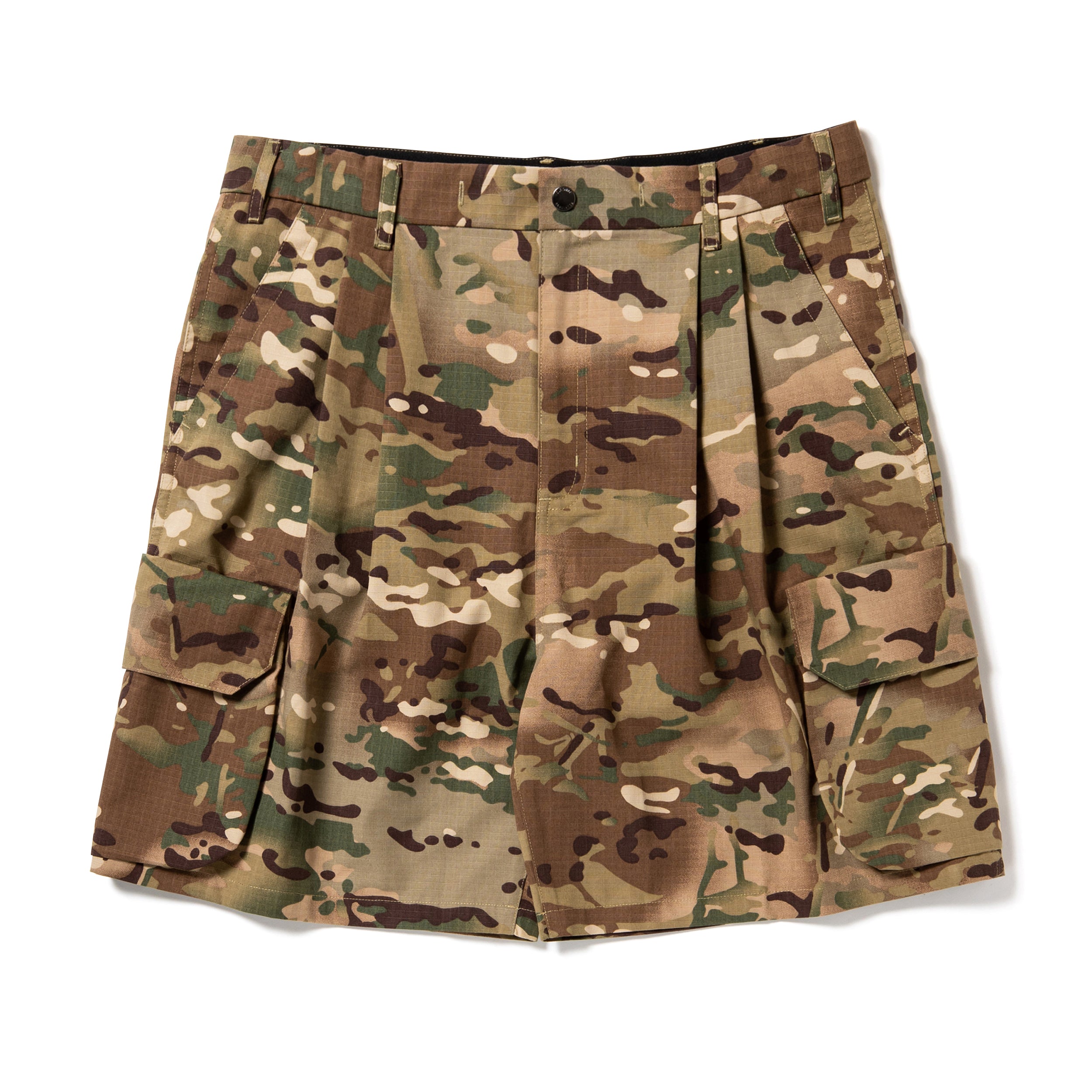 430 CAMO ESLOT CARGO SHORTS