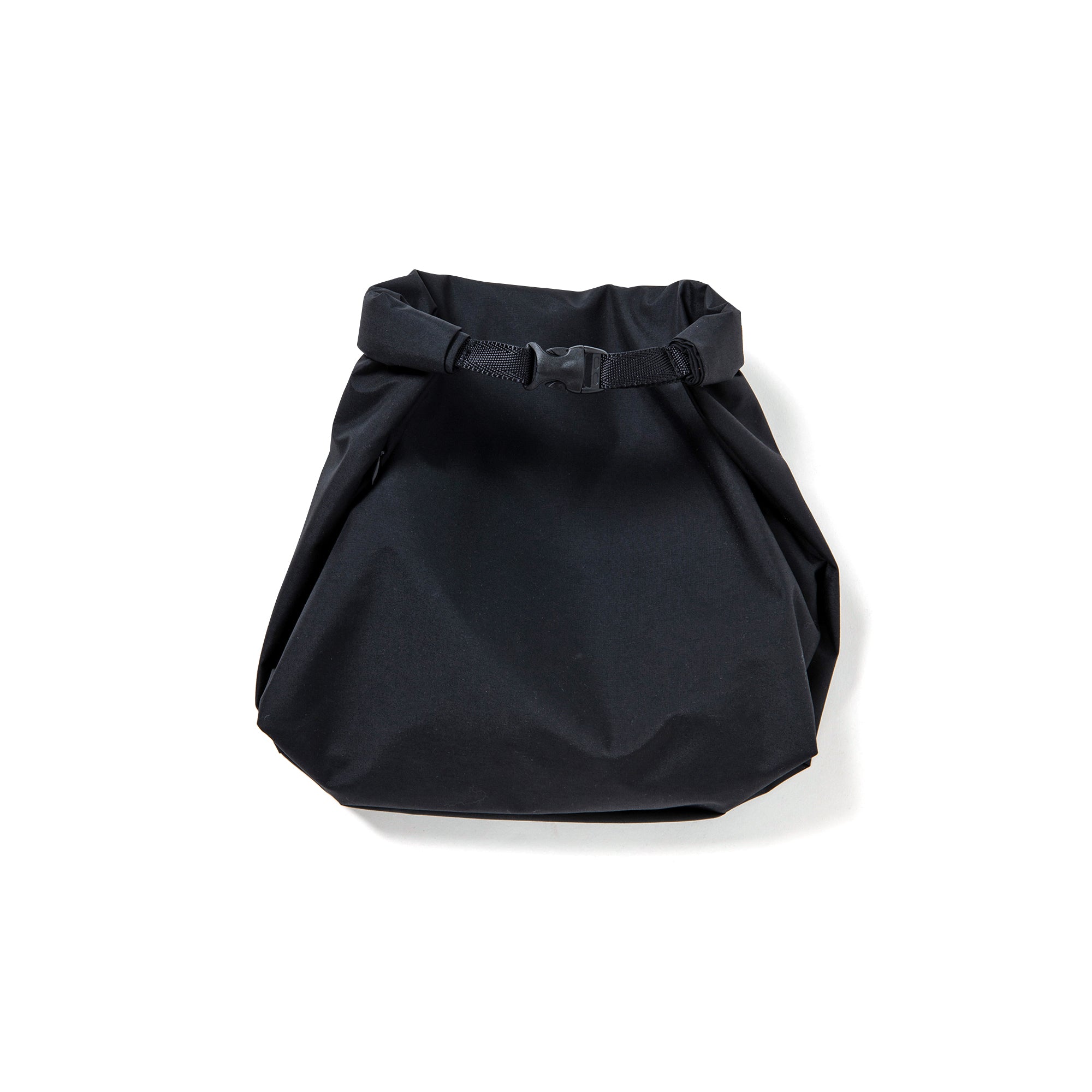 430 LYR ROLL SHOULDER BAG