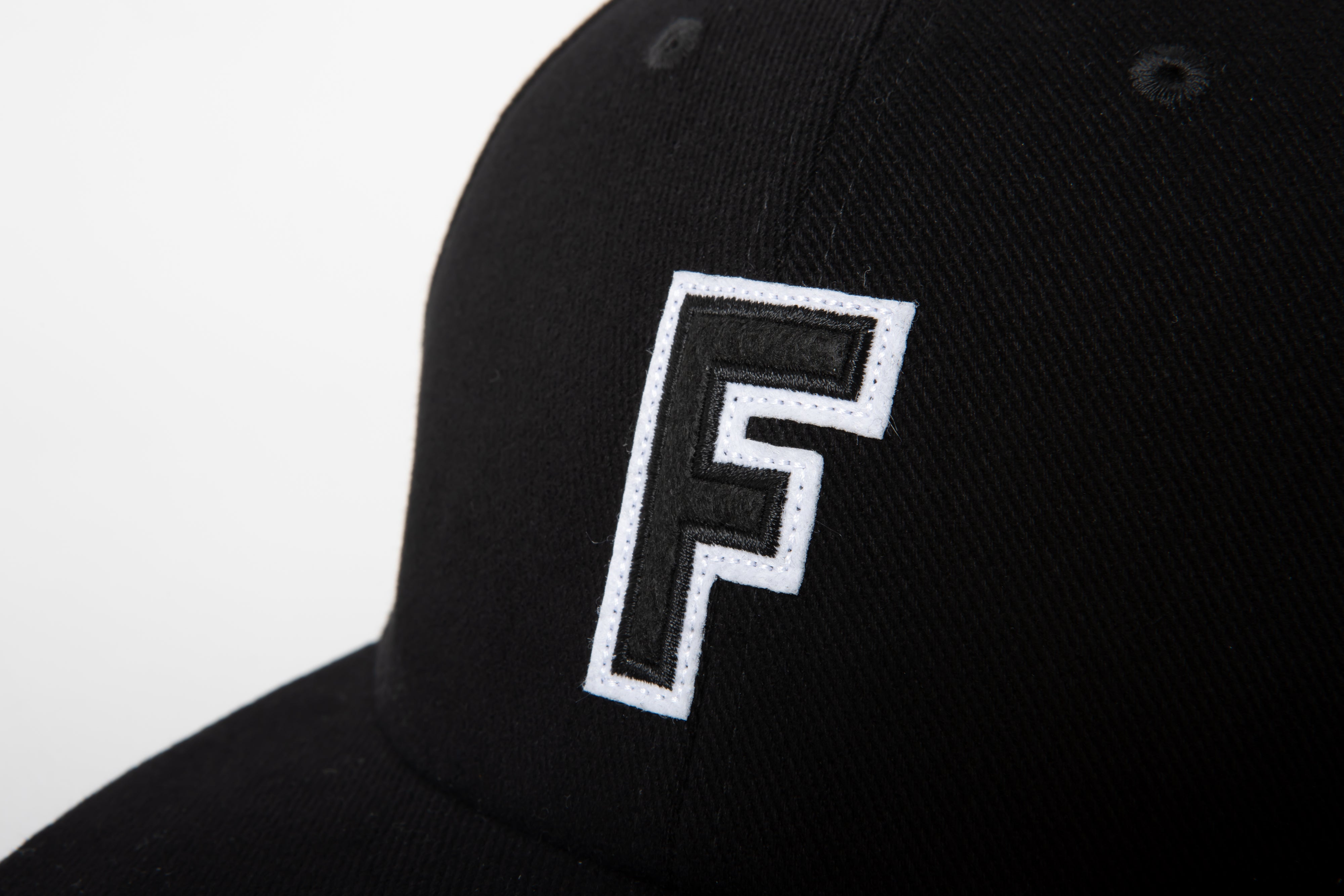 CAP & HAT – DECADE ONLINE STORE