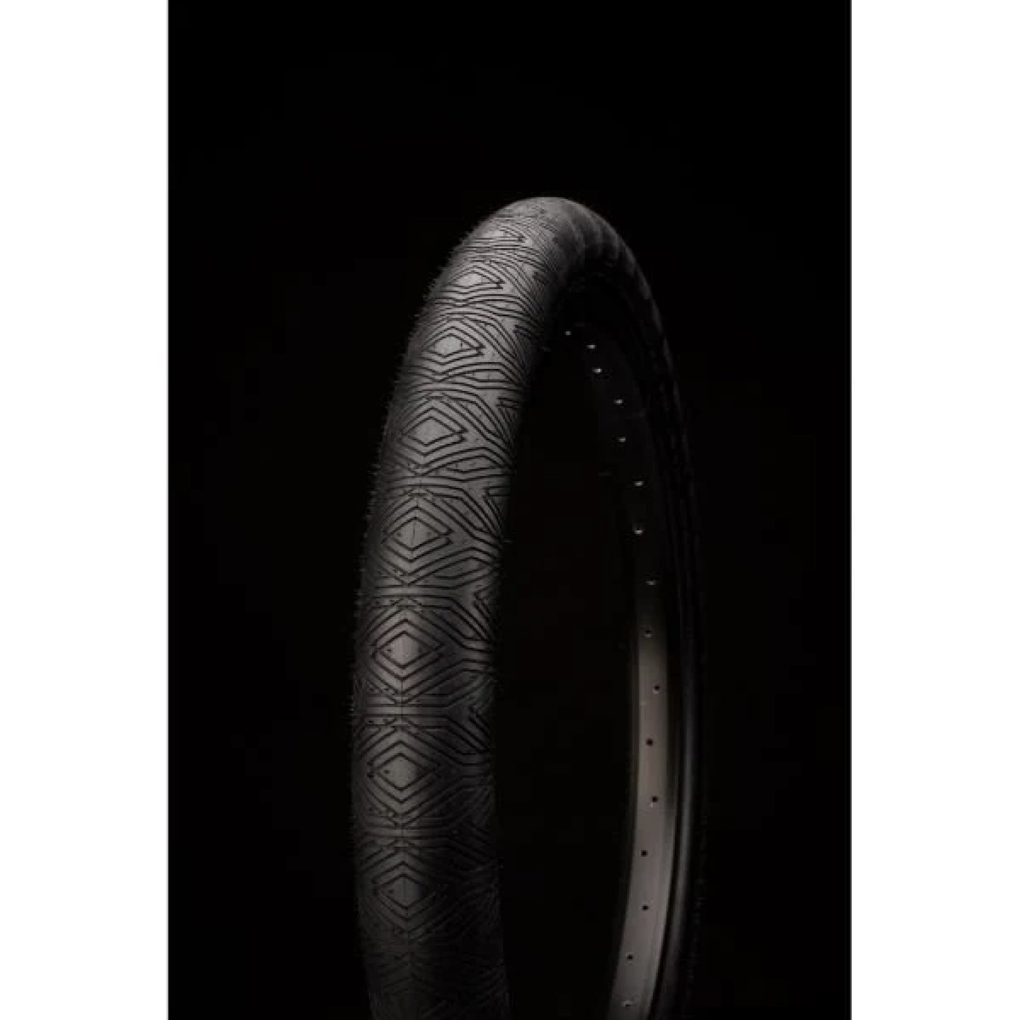HERESY ZEPHYR TIRE / Wire bead
