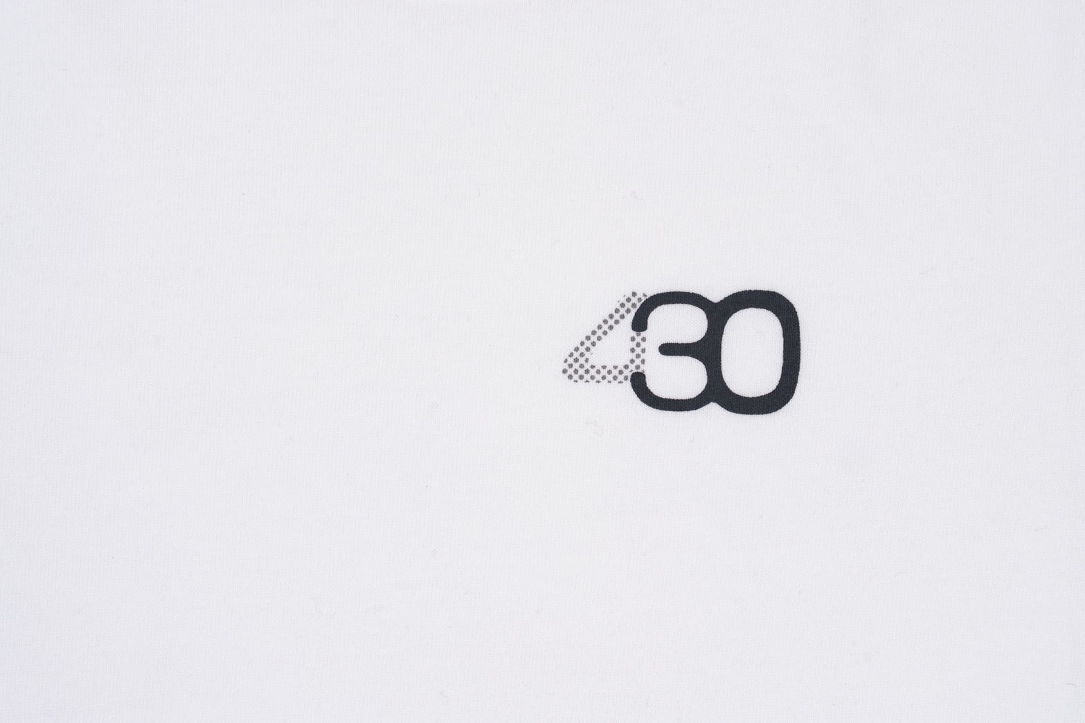 430 30TH ANNIVERSARRY ICON KIDS TEE