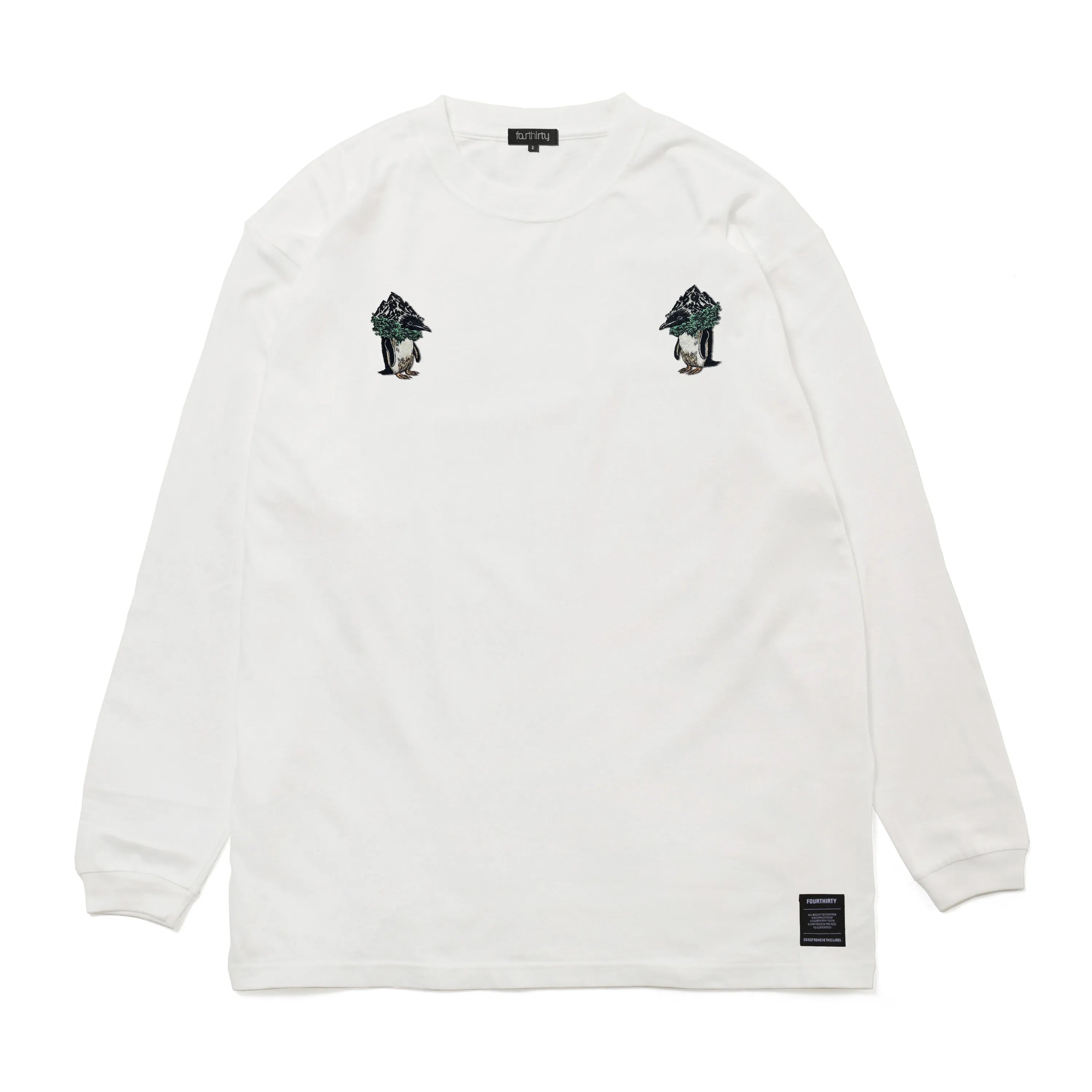 430 AF "MOUNT PENGUIN" EMB L/S TEE